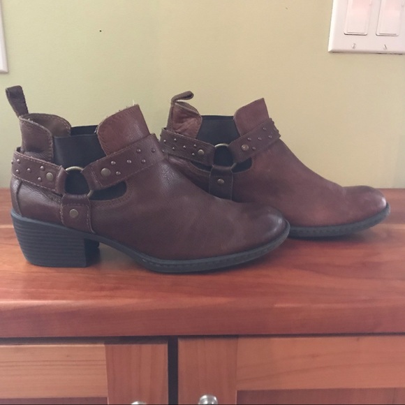 Born B.O.C Claudette western ankle boot - Picture 2 of 4